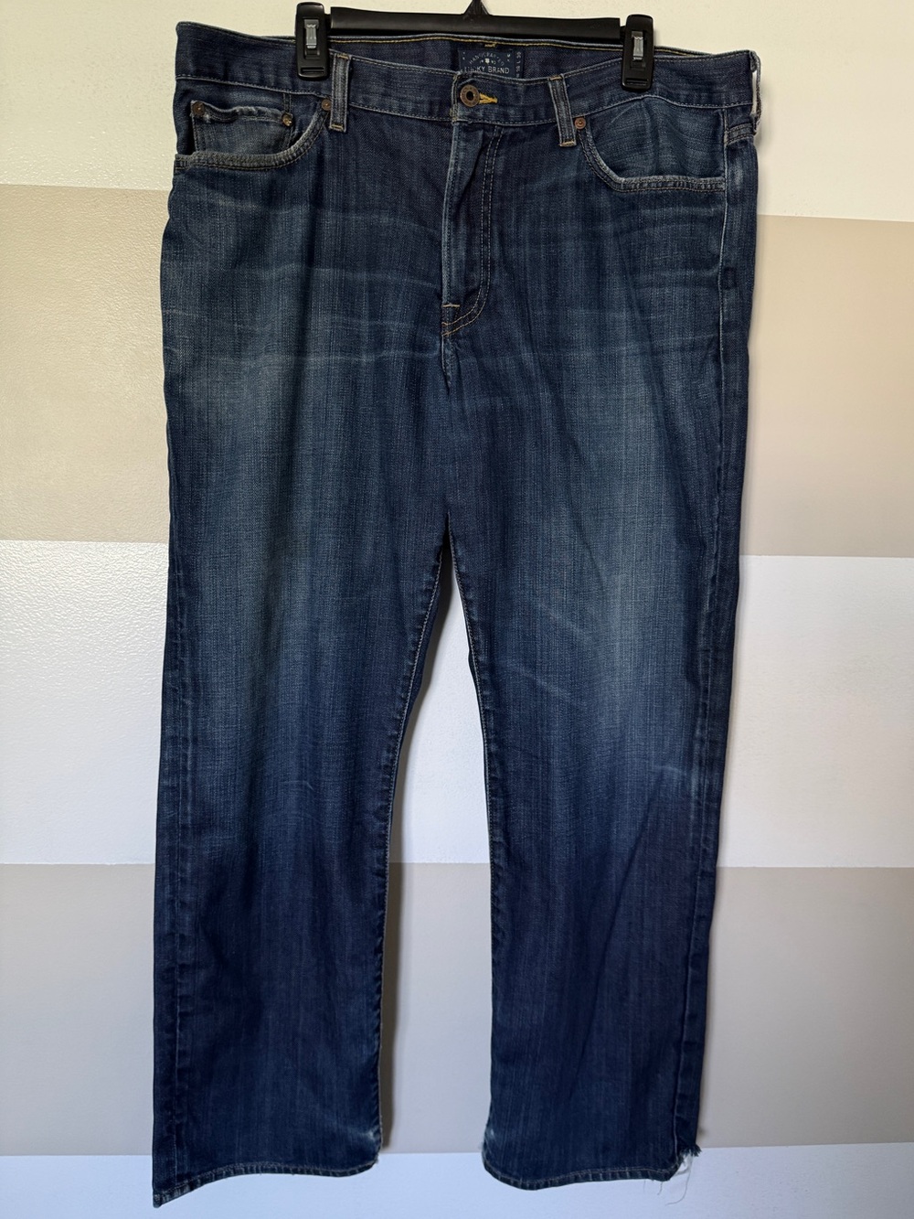 Lucky Brand 363 New Vintage Straight Jeans Mens 38x30